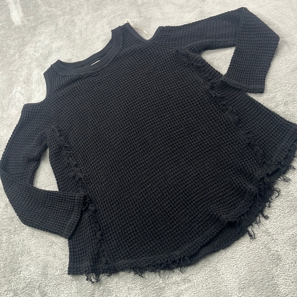 Stargaze S Cotton Black Cold Shoulder Knit Fray, Long Sleeve Long Line‎ Sweater